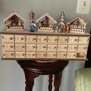 Nonexistent NBC Trading 3D wood Advent Calendar